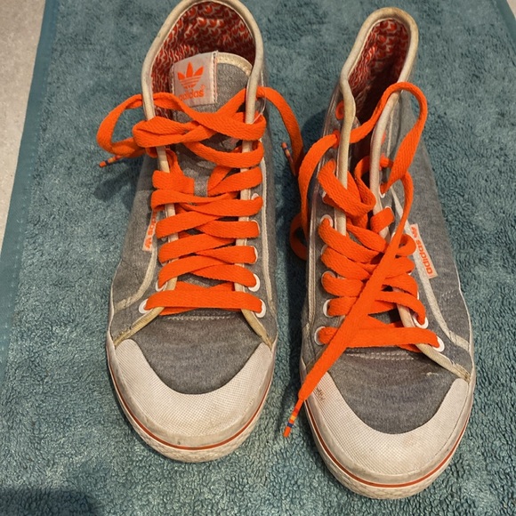 Adidas snickers - Picture 2 of 4